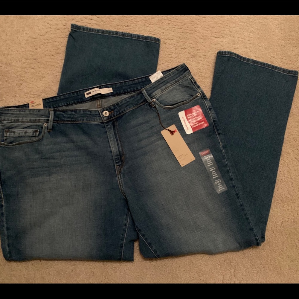 Levi 590 woman 22W Bootcut Jean pants
